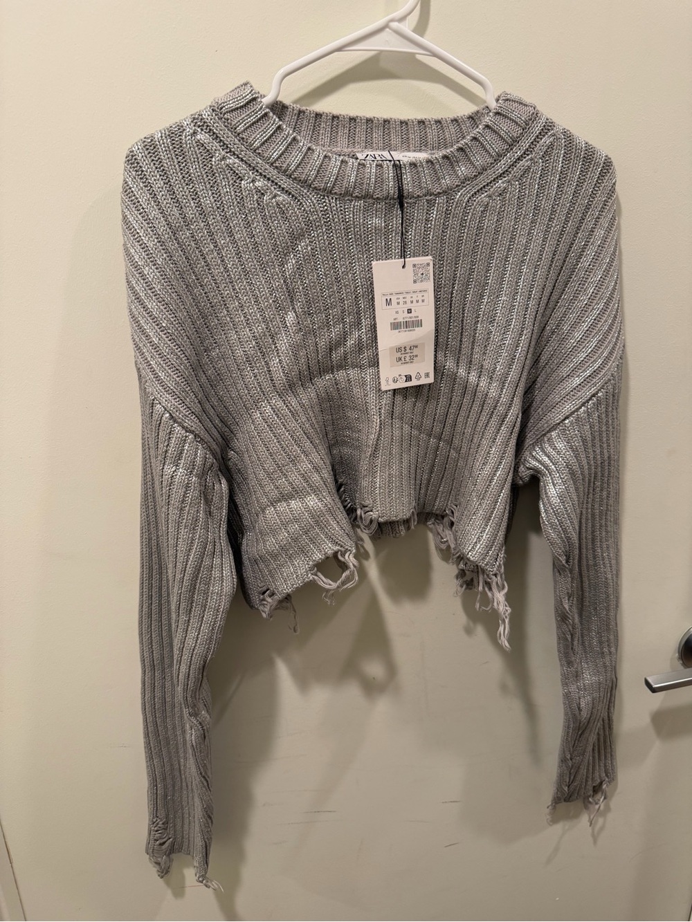 Silver Cropped Ribbed Sweater - Picture 3 of 4